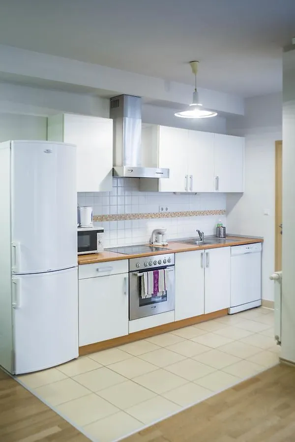 *** מלון דירות Senator Apartments בודפשט הונגריה